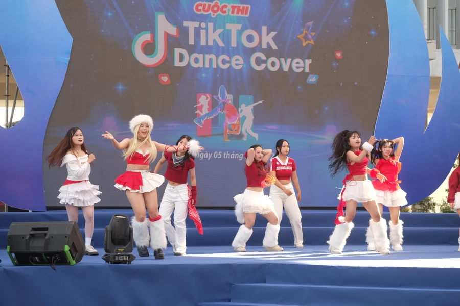 Cuộc thi nhảy “Tiktok Dance Cover.