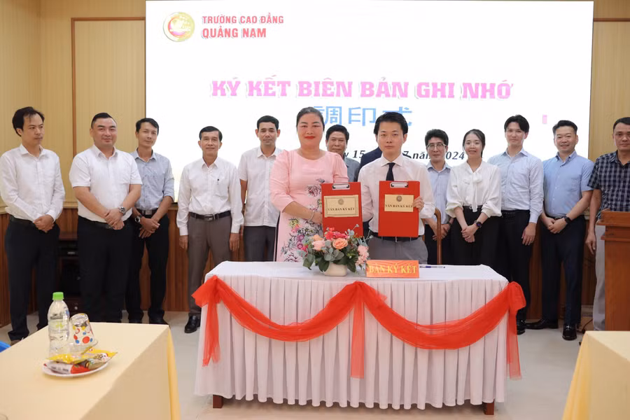 Trường Cao đẳng Quảng Nam ký biên bản ghi nhớ về chương trình Internship và việc làm sau tốt nghiệp với Công ty Cổ phần Doraviza.