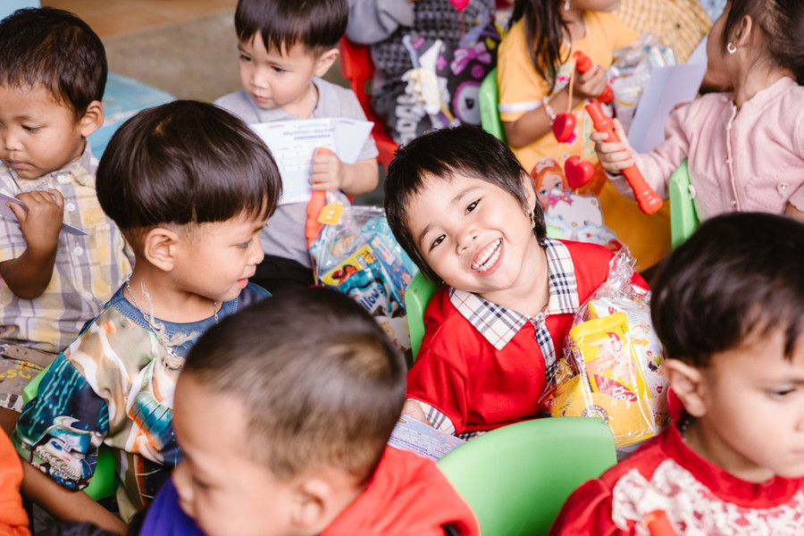Trẻ của Trường Mầm non liên xã Axan – Tr’hy (xã Hùng Sơn).
