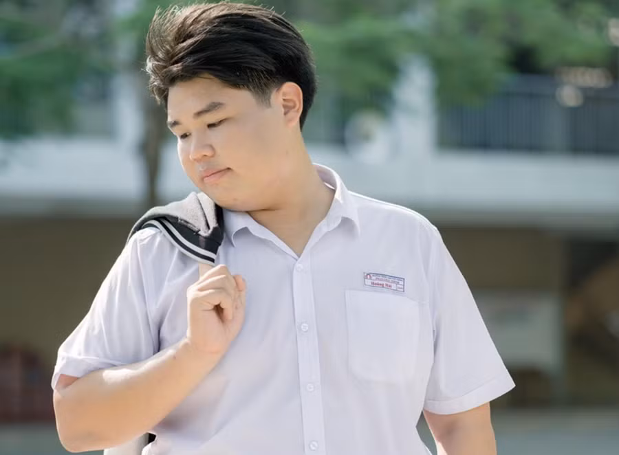 Em Vũ Hoàng Hải - học sinh lớp 12/9 Trường THPT Phan Châu Trinh, thủ khoa khối A và A1 tại TP Đà Nẵng.