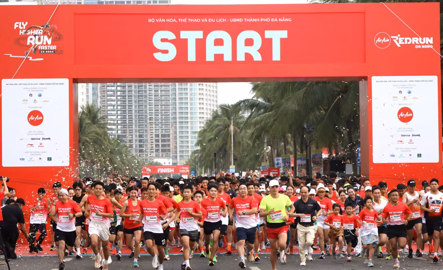 Giải chạy AirAsia RedRun Đà Nẵng 2026 - Quán quân 21.