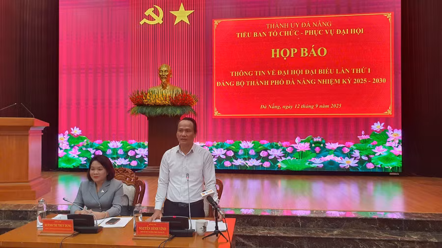 Ông Nguyễn Đình Vĩnh, Phó Bí thư Thường trực Thành ủy Đà Nẵng thông tin về Đại hội.