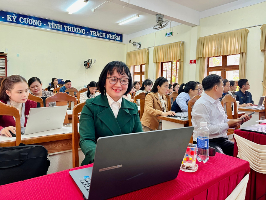 Giáo viên Đà Nẵng được tập huấn AI để áp dụng trong việc giảng dạy, quản lý.