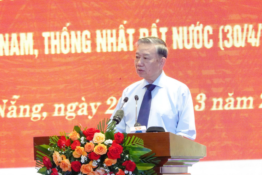 Tổng Bí thư Tô Lâm phát biểu tại gặp mặt cán bộ lão thành cách mạng, người có công, gia đình chính sách tiêu biểu khu vực miền Trung - Tây Nguyên.