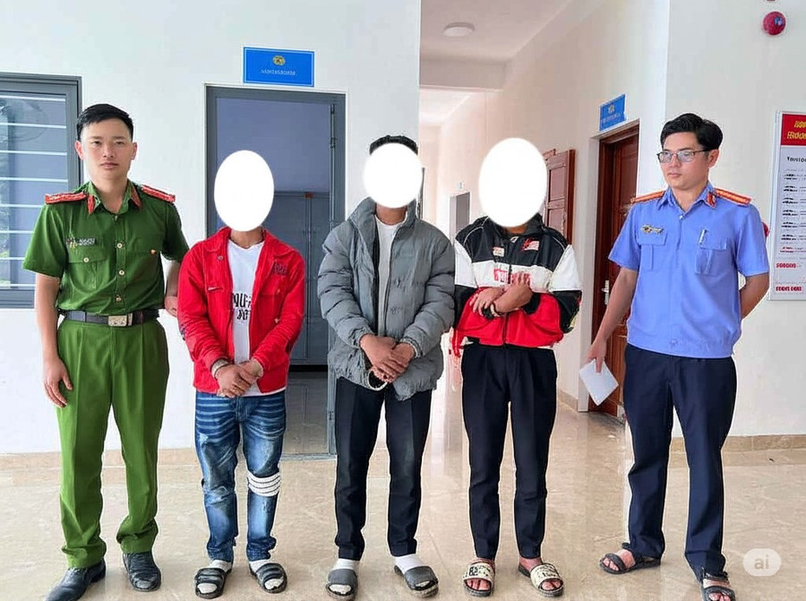 3 thanh niên tại Cơ quan Công an. Ảnh: CACC