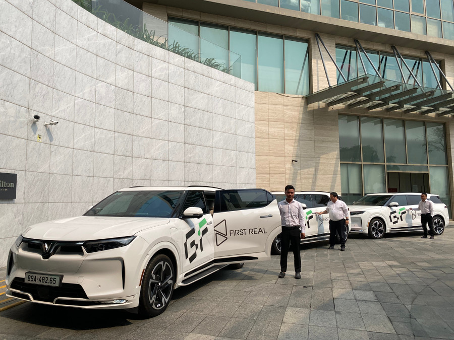 Green Future sẽ bàn giao trước cho First Real 300 xe để cùng hợp tác thúc đẩy mô hình du lịch xanh.