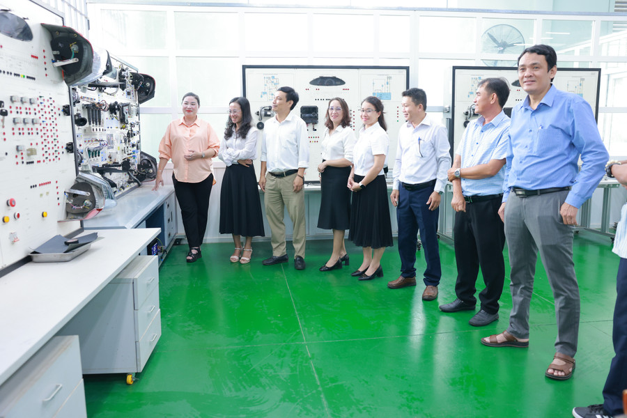 Trang thiết bị học tập của Trường Cao đẳng Cộng đồng Đắk Nông. 094a5001.jpg