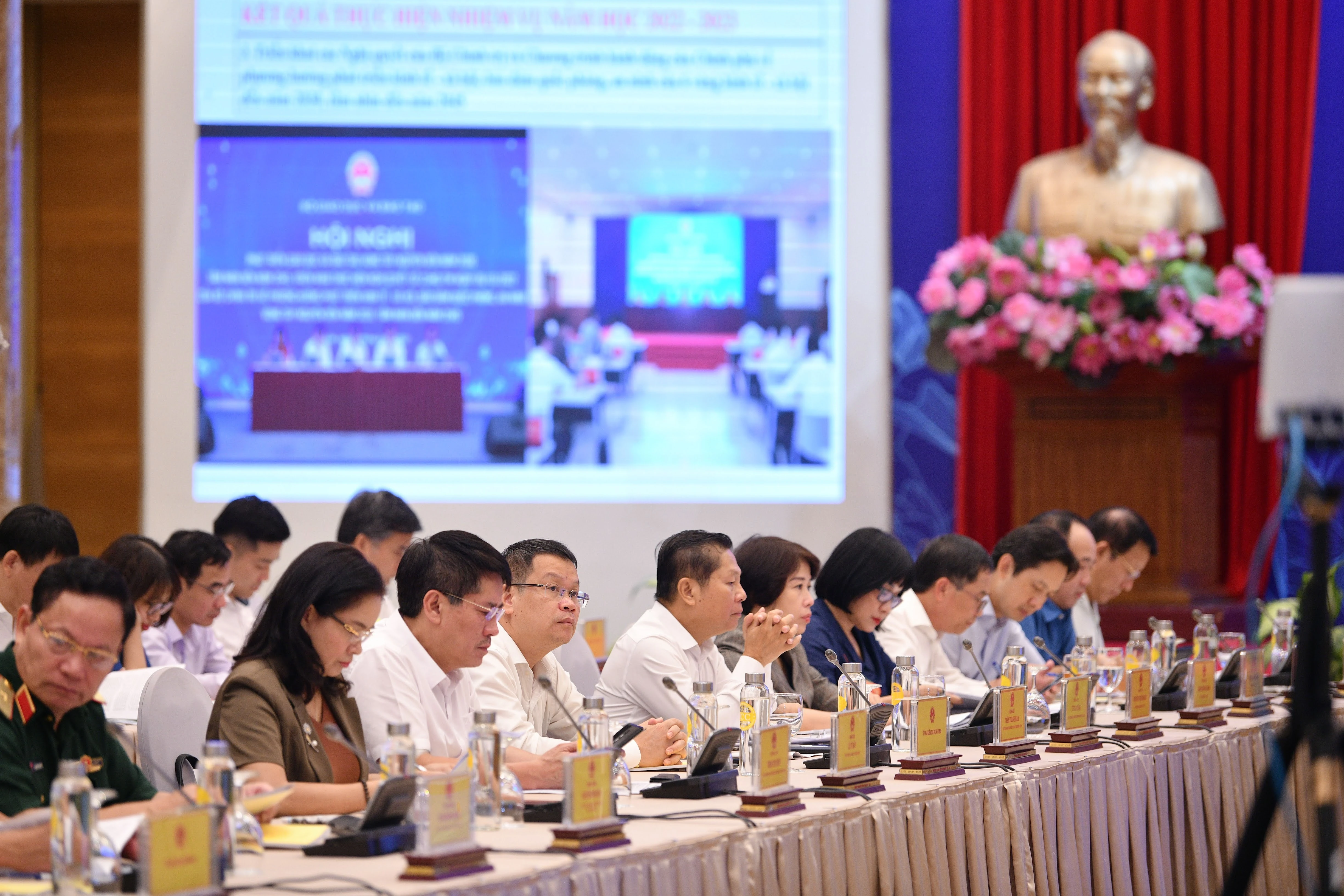 Các đại biểu tham dự Hội nghị tại điểm cầu Trung ương.