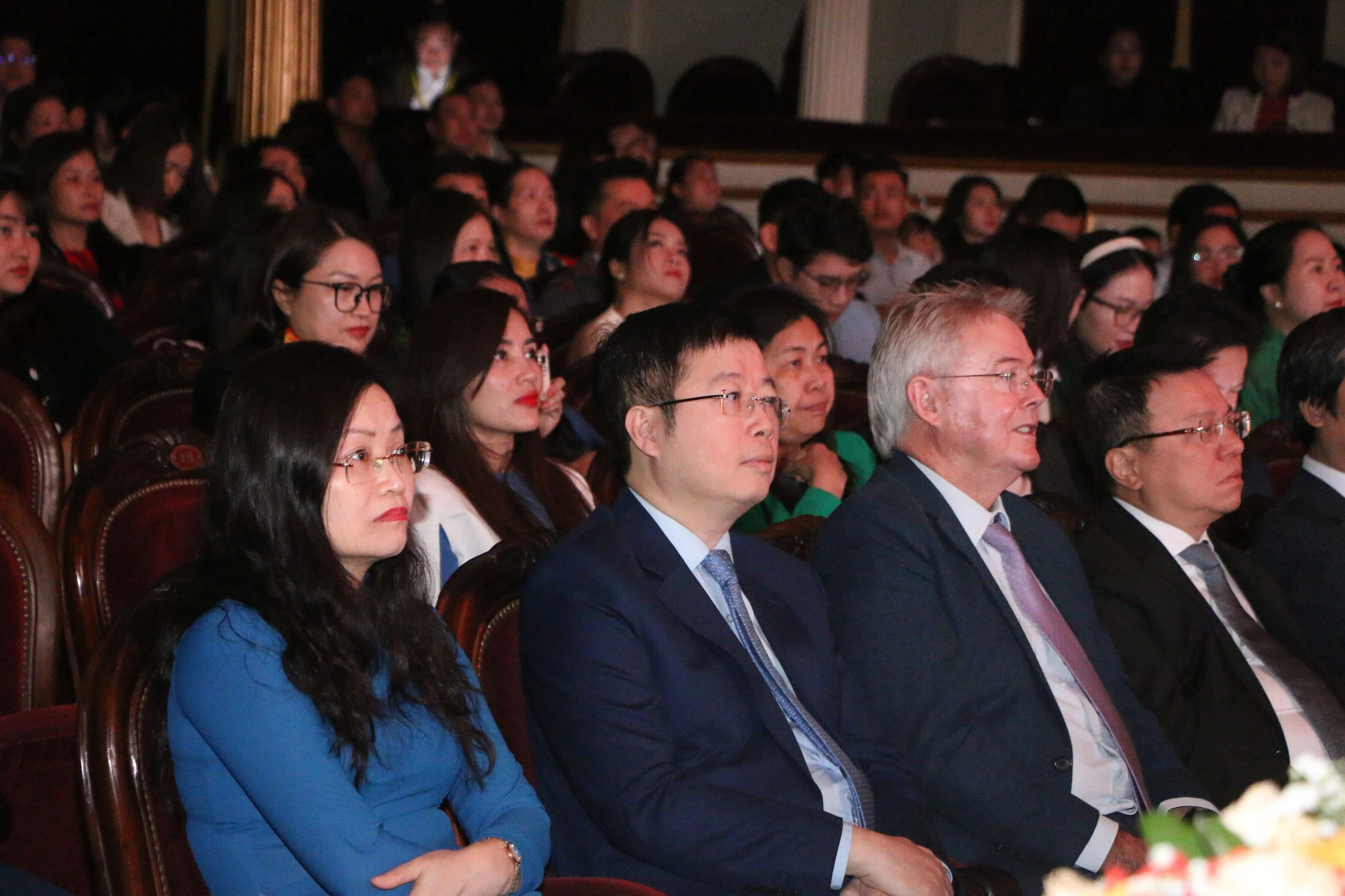 Đại biểu tham dự Lễ trao Giải.