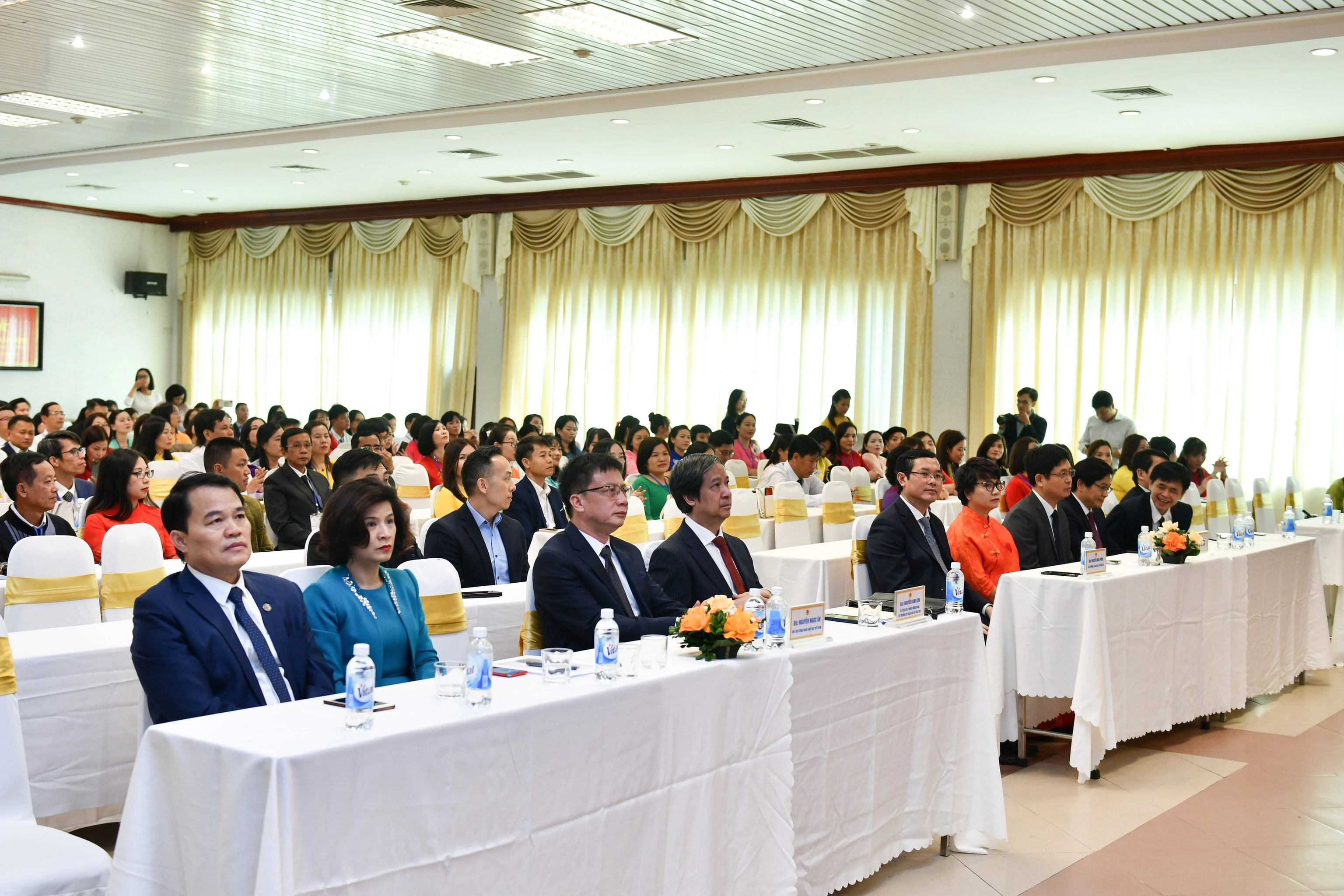 Các đại biểu dự Lễ Tuyên dương.