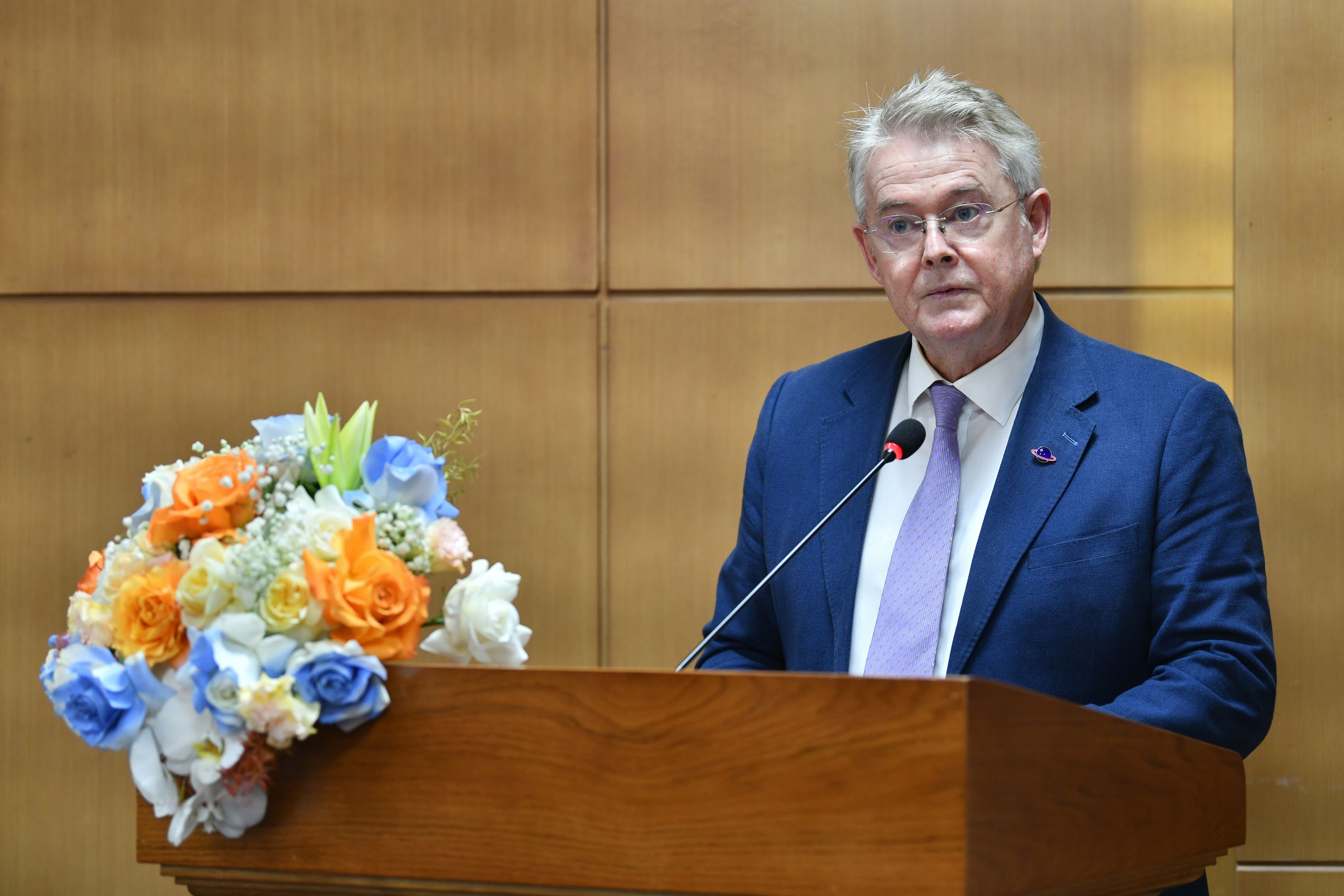 Ông Raymond Gordon – Hiệu trưởng Trường Đại học Anh Quốc Việt Nam. Ông Raymond Gordon – Hiệu trưởng Trường Đại học Anh Quốc Việt Nam.