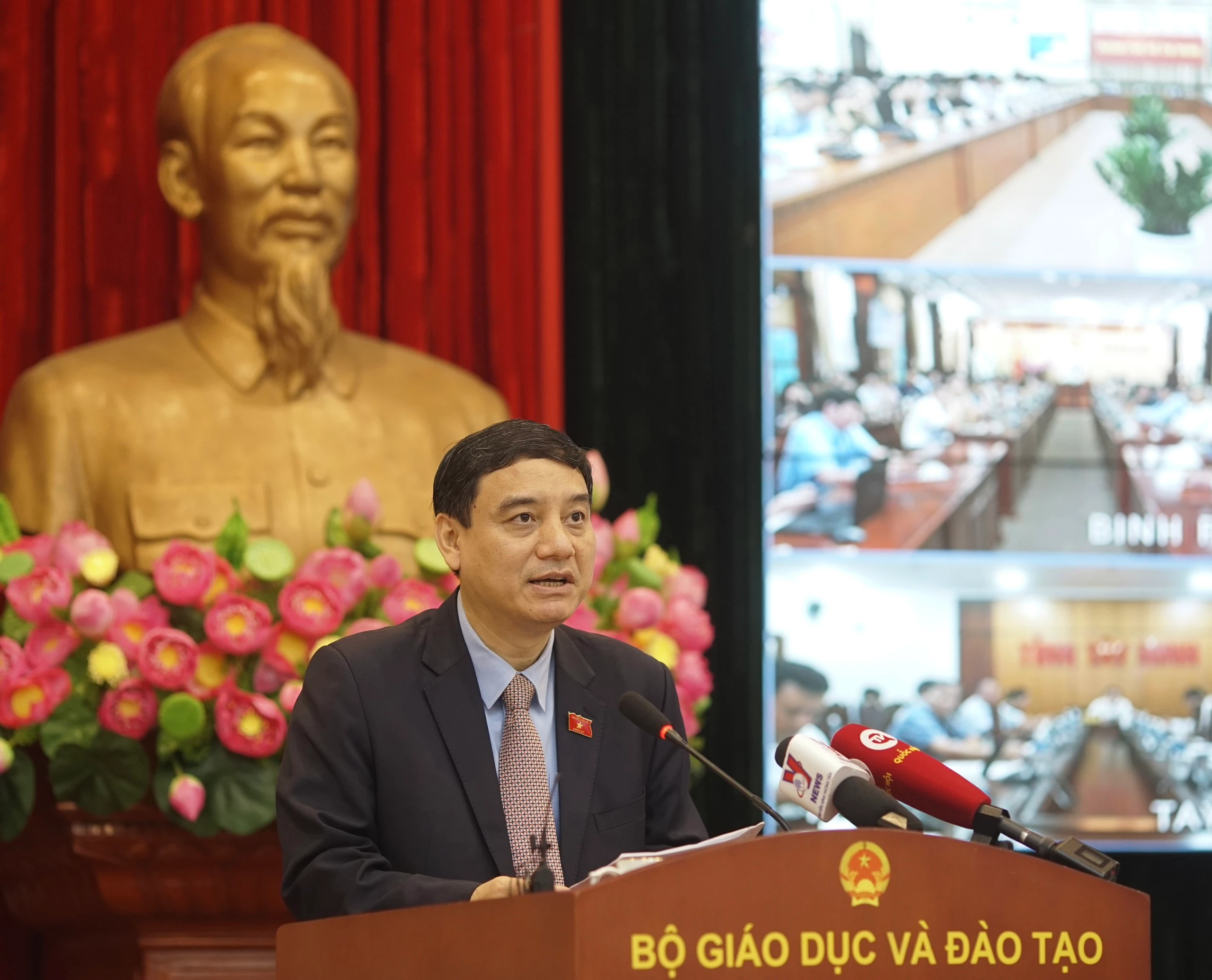 Ông Nguyễn Đắc Vinh - Chủ nhiệm Ủy ban Văn hóa Giáo dục của Quốc hội: Nghị quyết 29/NQ-TW có ý nghĩa đặc biệt quan trọng trong chiến lược phát triển đất nước về giáo dục đào tạo.