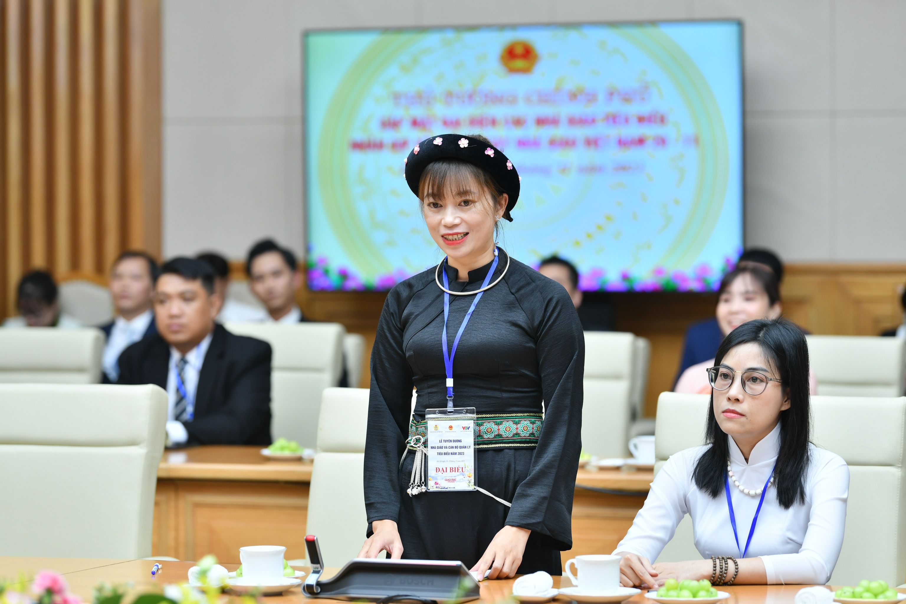 Cô Dương Thị Diến - giáo viên Trường Mầm non xã Trung Đồng (Tân Uyên, Lai Châu). Cô Dương Thị Diến - giáo viên Trường Mầm non xã Trung Đồng (Tân Uyên, Lai Châu).