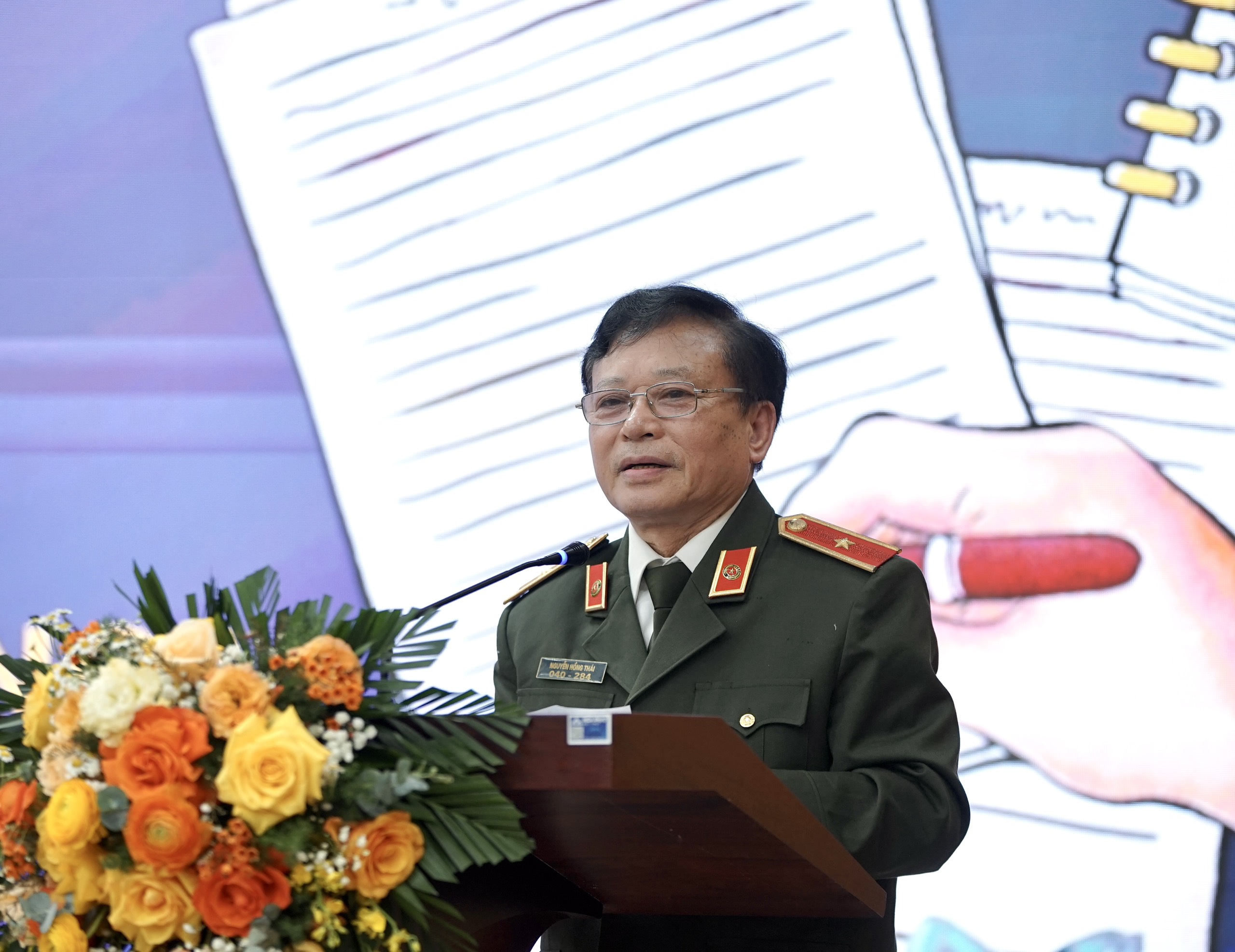 Thiếu tướng, nhà văn Nguyễn Hồng Thái, Nguyên Tổng biên tập Tạp chí Công an nhân dân nhìn nhận, cuộc thi là nơi ghi chép lại những điều tử tế, hy sinh có thực trong đời sống của nhà trường, giáo dục. Thiếu tướng, nhà văn Nguyễn Hồng Thái, Nguyên Tổng biên tập Tạp chí Công an nhân dân nhìn nhận, cuộc thi là nơi ghi chép lại những điều tử tế, hy sinh có thực trong đời sống của nhà trường, giáo dục.