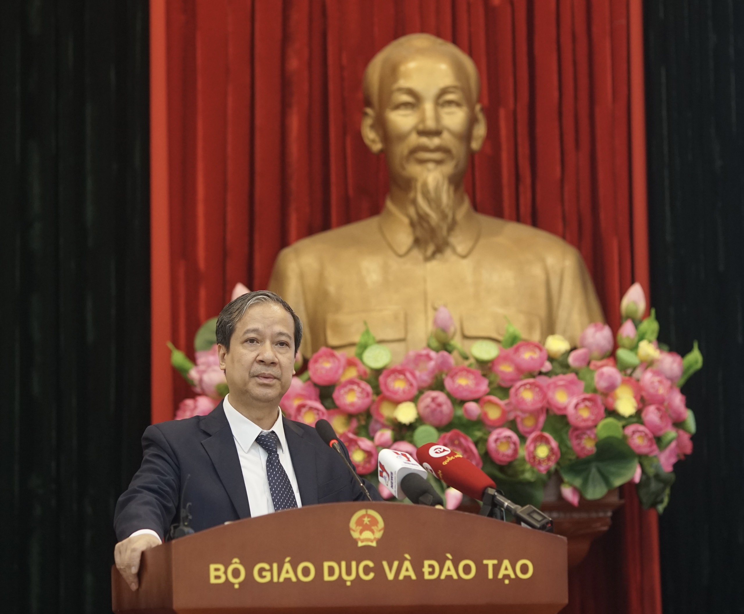 Bộ trưởng Nguyễn Kim Sơn nhấn mạnh cần kiên định, nhất quán với định hướng đổi mới. Bộ trưởng Nguyễn Kim Sơn nhấn mạnh cần kiên định, nhất quán với định hướng đổi mới.