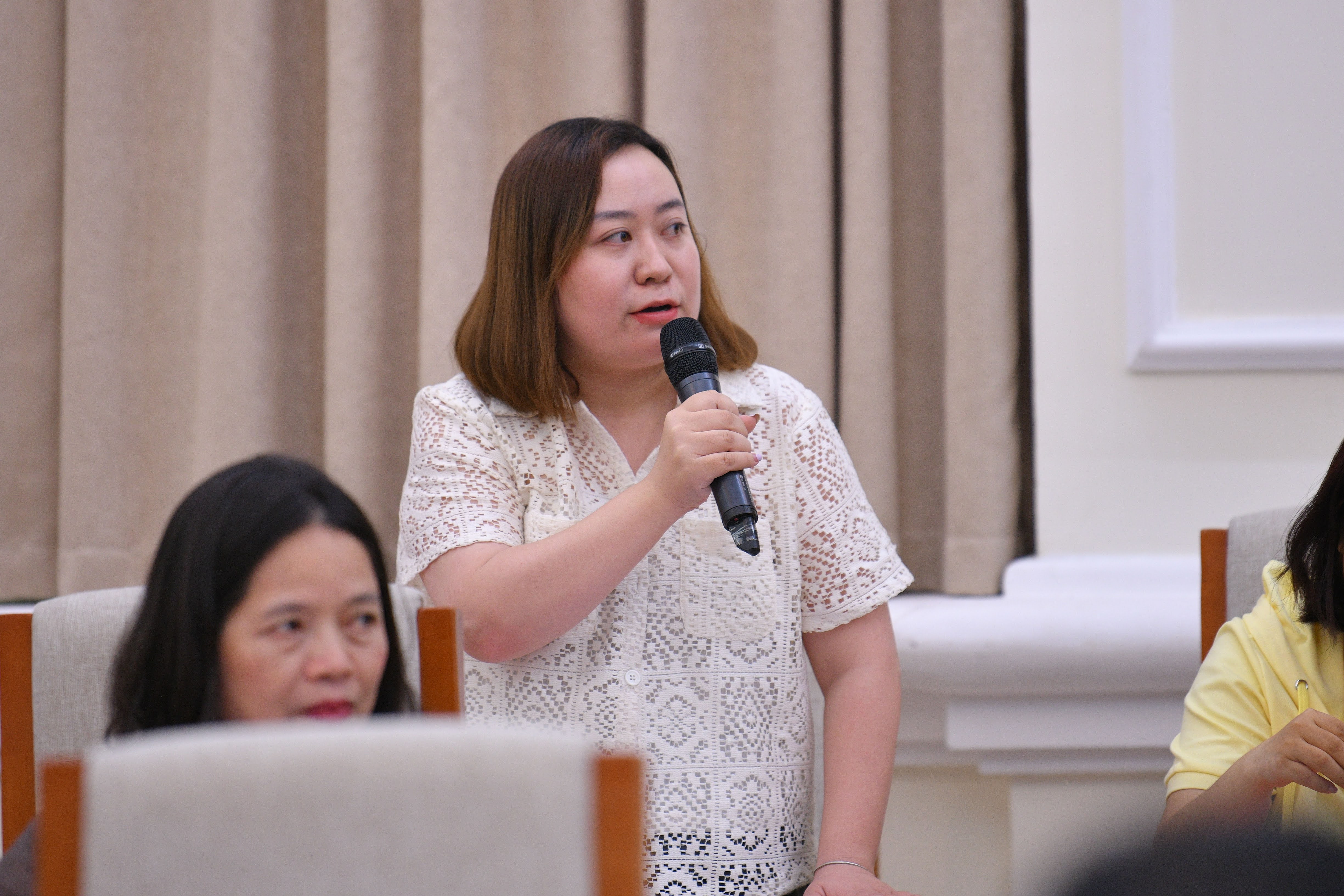 Phóng viên Báo/Đài đặt câu hỏi tới Ban tổ chức giải. Phóng viên Báo/Đài đặt câu hỏi tới Ban tổ chức giải.