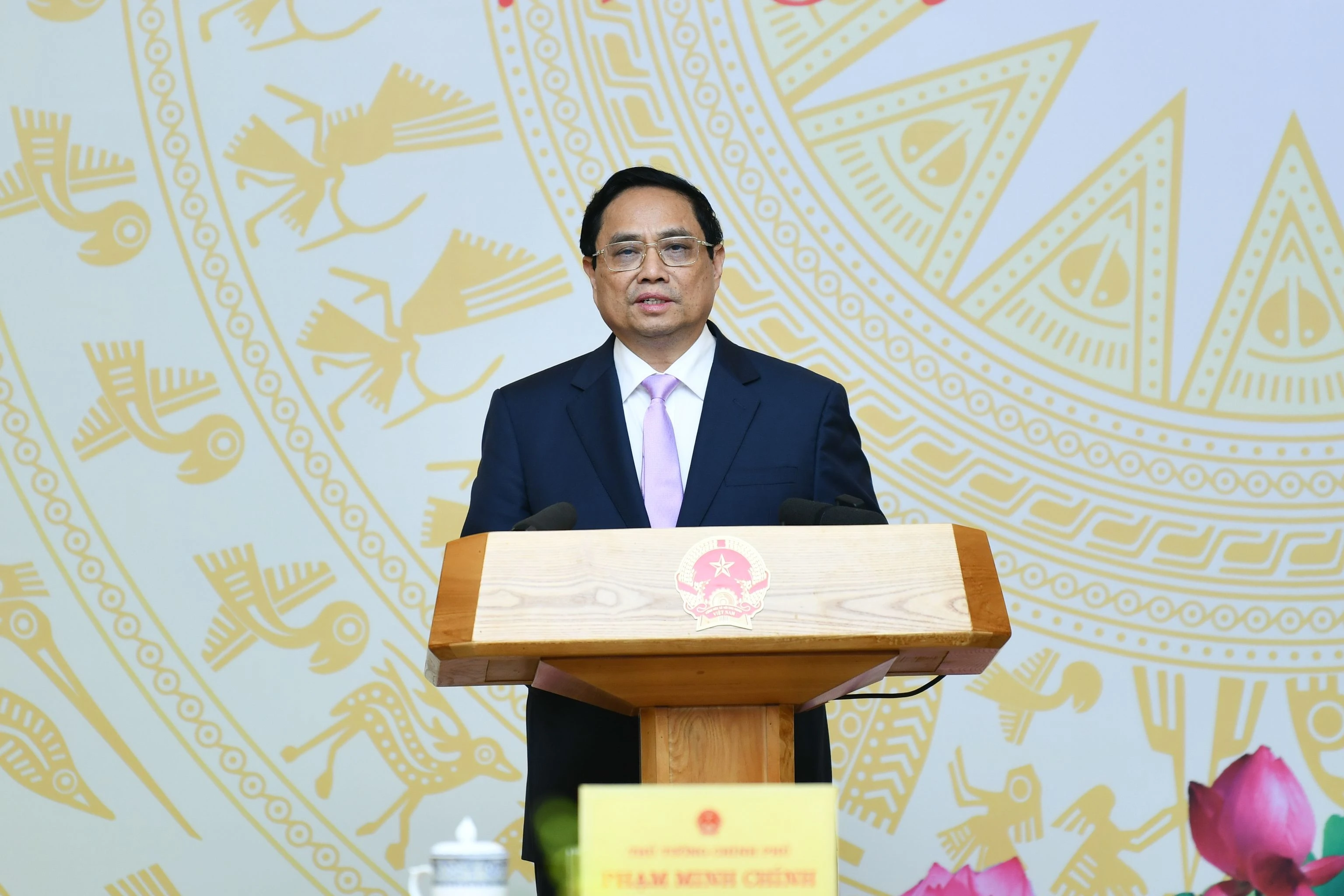 Thủ tướng Phạm Minh Chính nhấn mạnh, tháng 11 đã trở thành "tháng tri ân" thầy cô giáo.