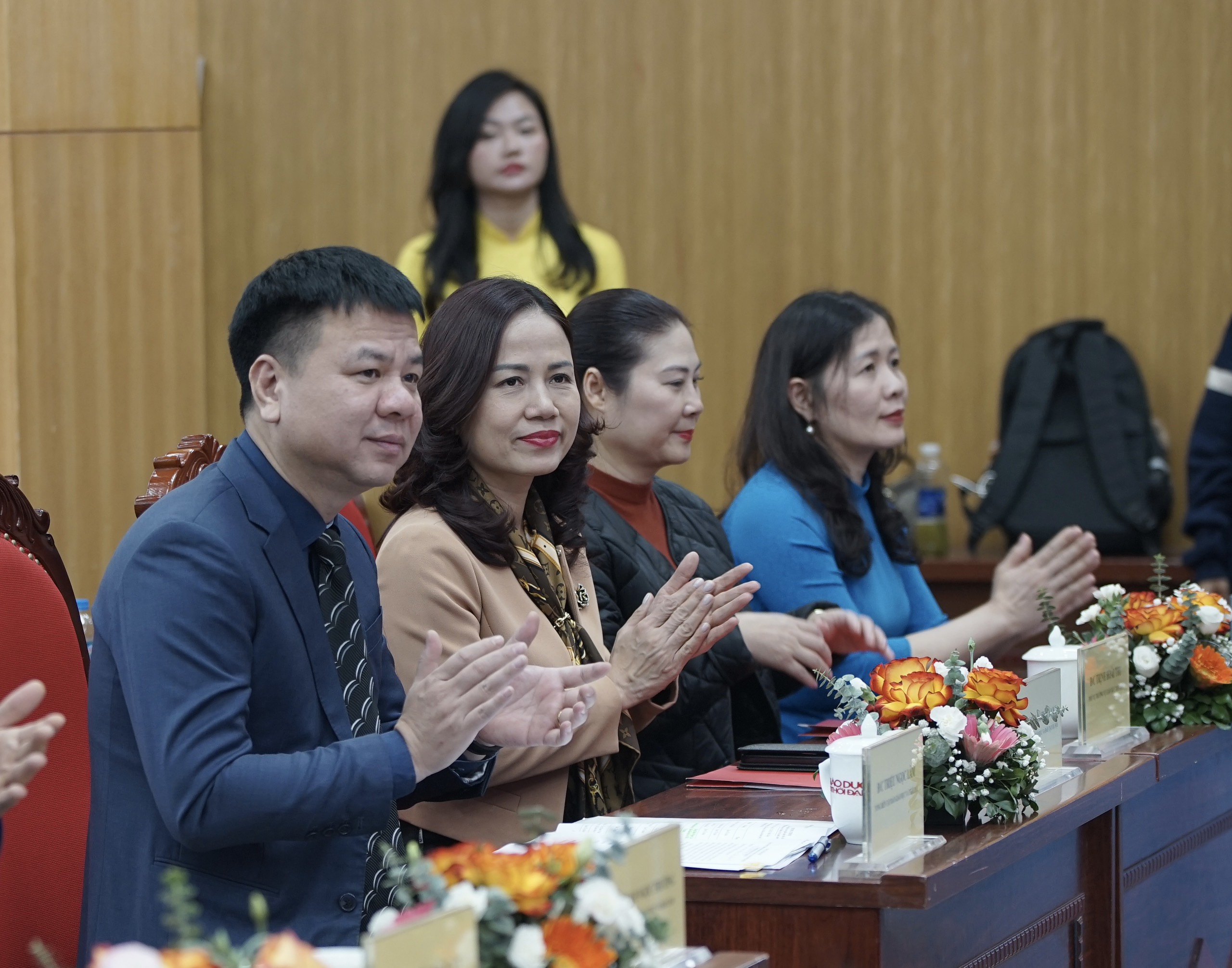 Các đại biểu tham dự buổi Lễ. Các đại biểu tham dự buổi Lễ.