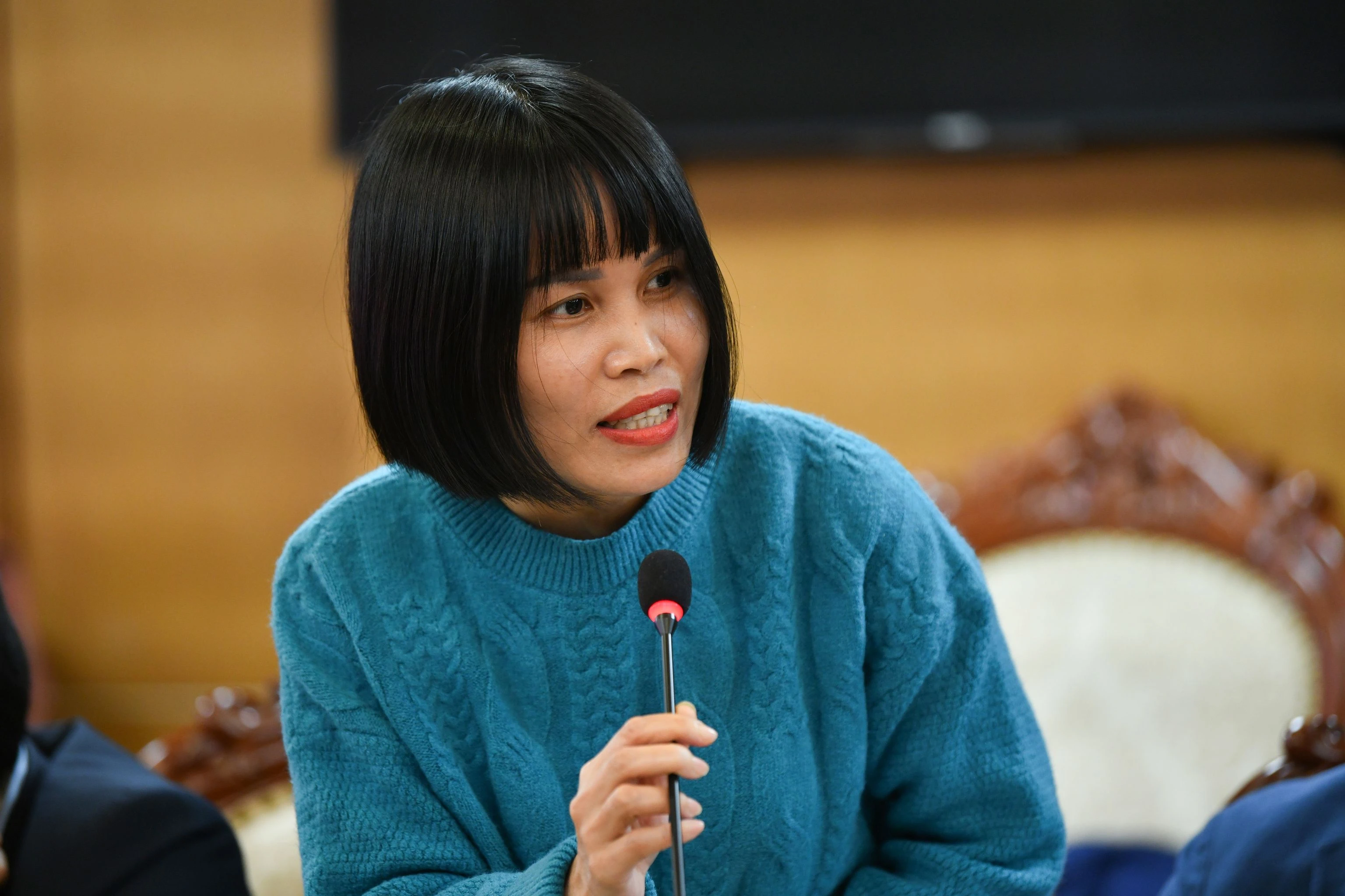 Phóng viên Nguyễn Mai Loan - Phóng viên Báo Tri thức và cuộc sống.