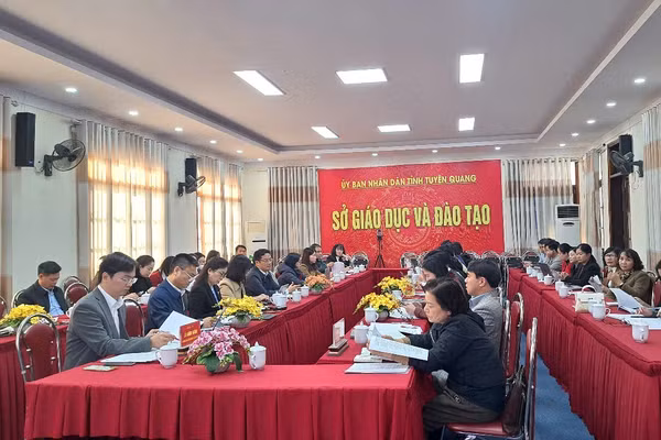Quang cảnh buổi hội thảo.