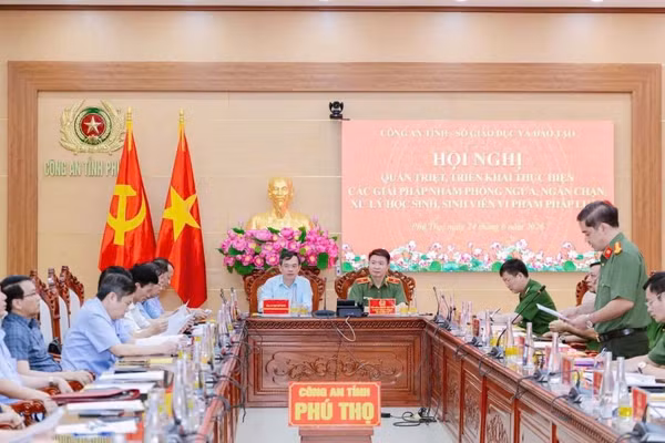 Quang cảnh hội nghị.