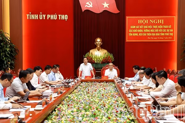 Quang cảnh buổi làm việc. (Ảnh: Baophutho.vn)