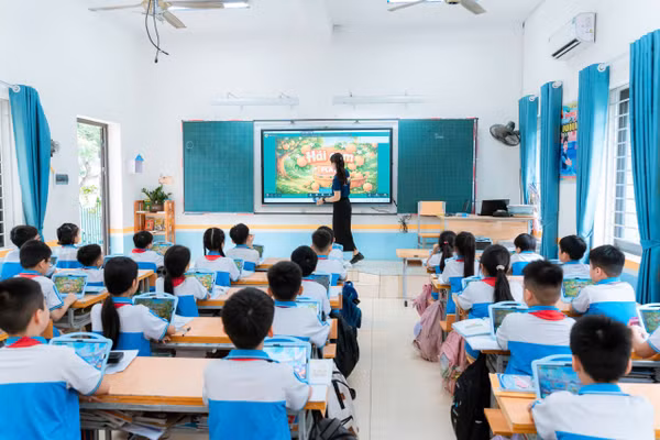 Trường Tiểu học Vĩnh Yên đổi mới phương pháp dạy học gắn với thực hiện Chương trình GDPT 2018.