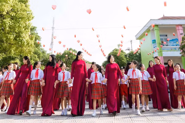 Cô trò Trường Tiểu học Tân Dân sẵn sàng chào đón năm học mới 2026 - 2027.