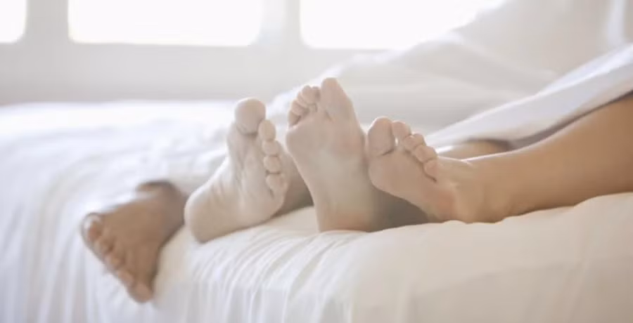 Có nhiều lý do gây đau lưng sau quan hệ tình dục. Ảnh minh họa: ITN
