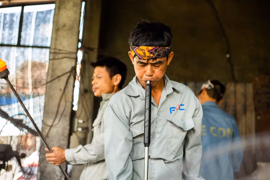 thang-tram-lang-san-xuat-coc-coc-gam-4.jpg