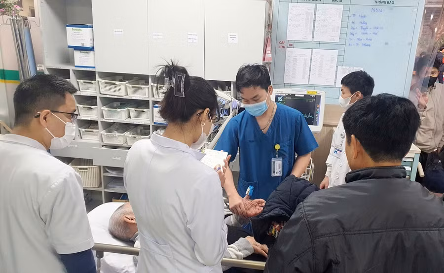 Tỷ lệ bệnh nhân đột quỵ nhập viện tăng đột biến trong và sau Tết. Ảnh: BVCC