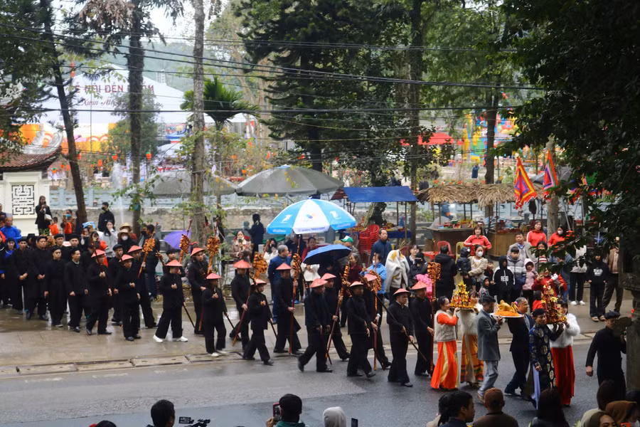 ve-tram-mac-cua-ngoi-den-tho-duc-thanh-duong-tu-minh-4.jpg