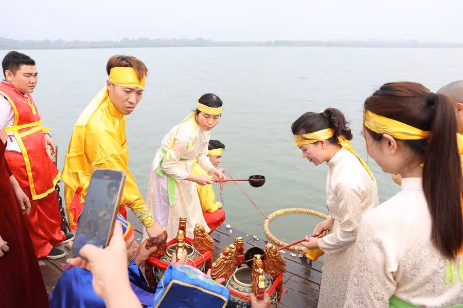 huyen-tich-cong-chua-nha-ly-duoc-10-lang-ton-thanh-3.jpg