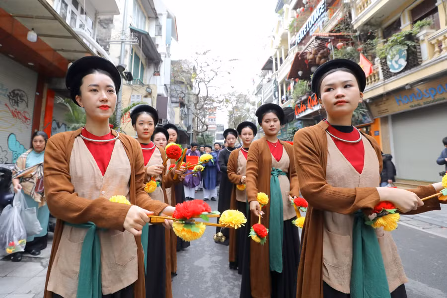 tet-viet-tet-pho-2025-3.jpg