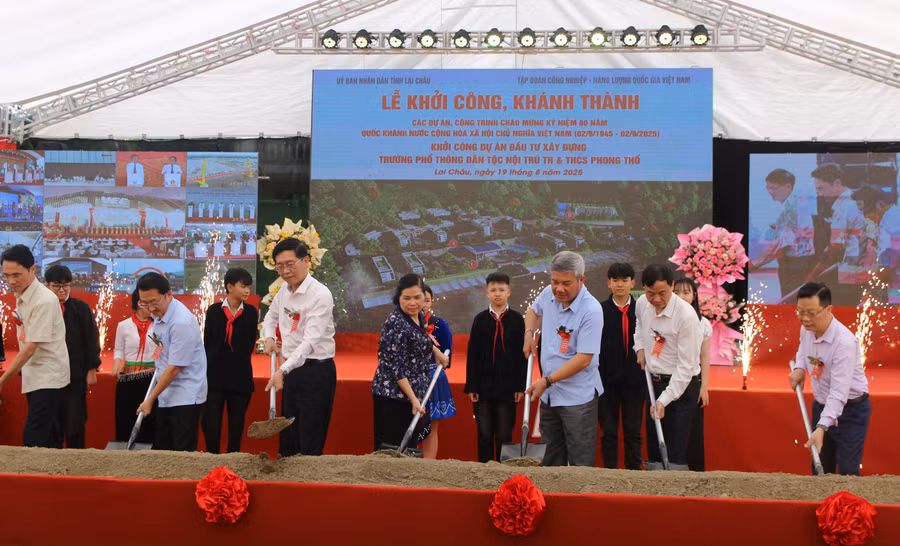 niem-tin-noi-cuoi-troi-tay-bac-2.jpg