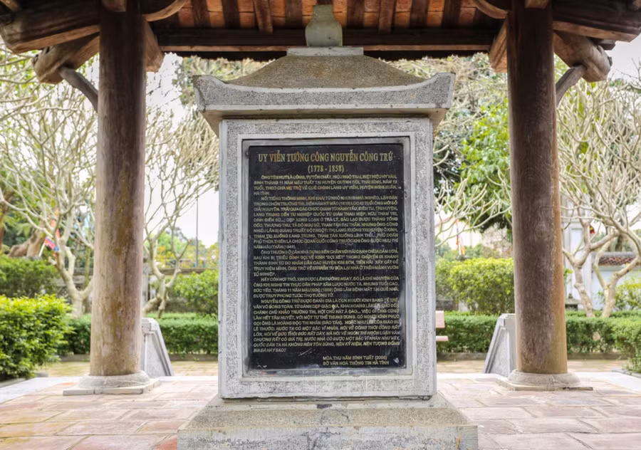nguyen-cong-tru-danh-than-ngat-nguong-ca-doi-vi-dan-vi-nuoc-4.jpg