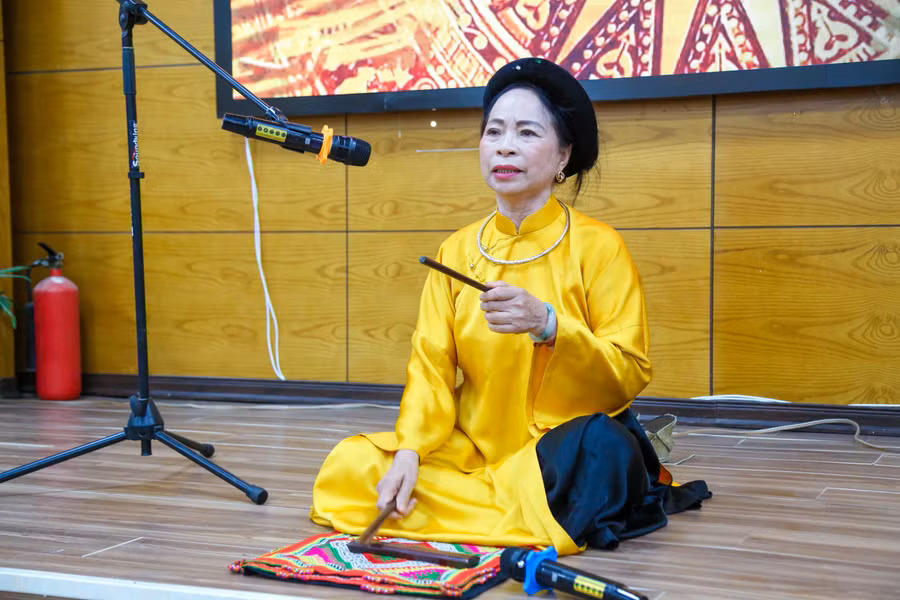 giu-lua-cho-ca-tru-hoi-sinh-di-san-trong-long-thoi-dai-moi-2.jpg