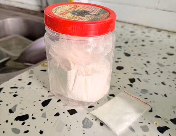 ma-tuy-nup-bong-cong-nghe-1.jpg