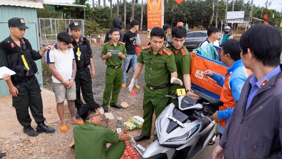 ma-tuy-nup-bong-cong-nghe-3.jpg