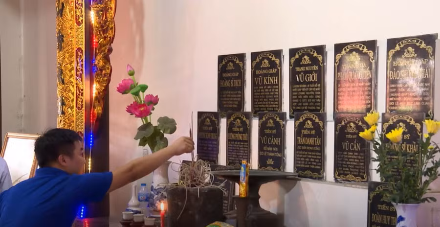 tu-cau-be-thien-kinh-van-quyen-1.png