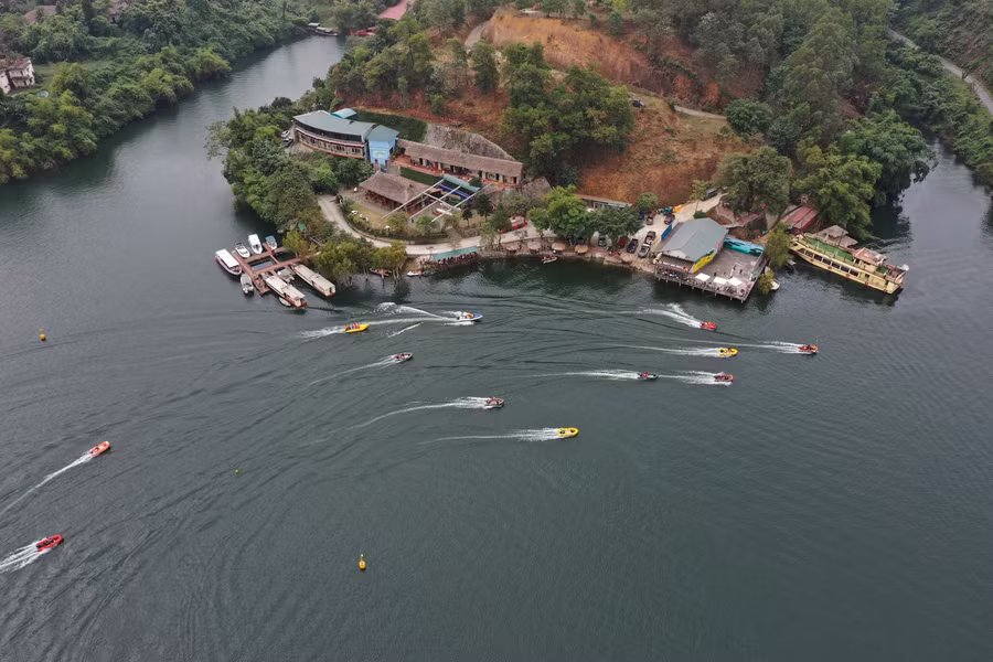 ho-thac-ba-ve-dep-binh-yen-14.jpg