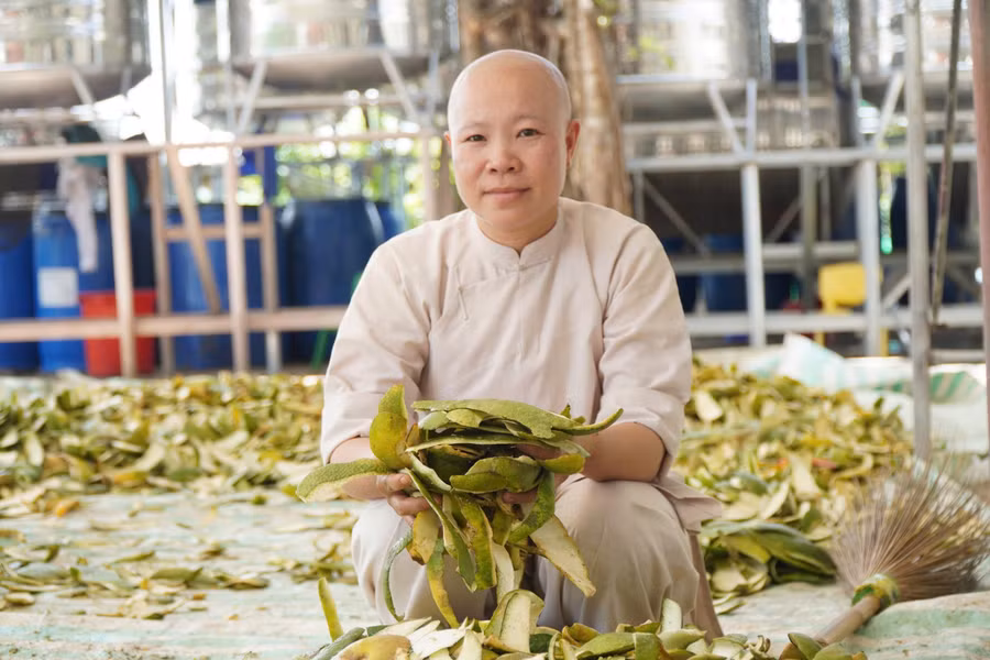 mai-am-o-ngoi-chua-hoi-long-2.jpg