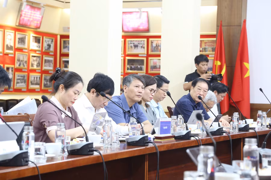 vuong-mac-cua-chinh-quyen-cap-xa-nhan-dien-de-go-nut-that-2.jpg