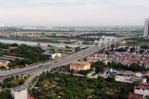 Cầu Đông Trù huyết mạch kết nối các khu vực phía Đông thành phố.