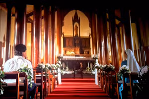 "Hẹn em ngày nhật thực" được đánh giá là nhẹ nhàng nhưng rất cảm xúc.