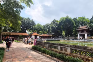 Các Ban Quản lý di tích - danh thắng: Văn Miếu-Quốc Tử Giám, Nhà tù Hỏa Lò và các địa phương khẩn trương thực hiện các biện pháp phòng, chống trước bão Wipha - Ảnh minh họa.