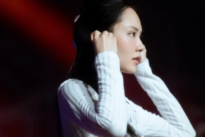 Hoa hậu Mai Phương ra mắt album đầu tay, chính thức lấn sân ca hát