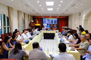 Hội thảo tập trung các giải pháp phát triển nghệ thuật trong bối cảnh toàn cầu hóa.