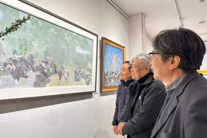 Triển lãm diễn ra đến hết ngày 1/3 tại Trung tâm thông tin văn hóa Hồ Gươm.