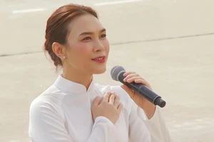 Ca sĩ Mỹ Tâm nối tiếp làn sóng những nghệ sĩ giúp đỡ đồng bào chịu ảnh hưởng bởi bão lũ.